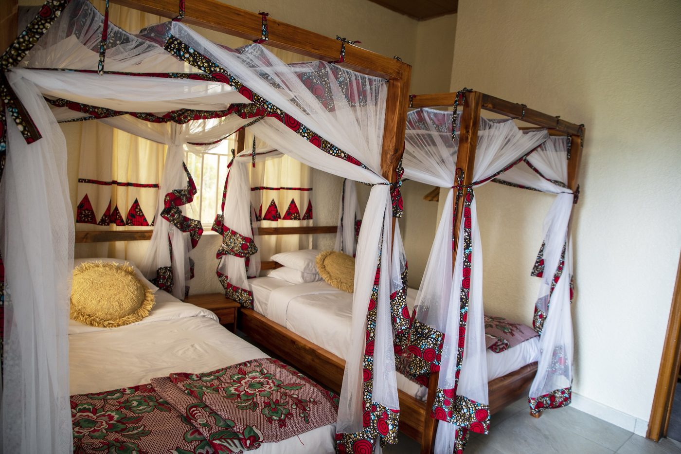 Camera con letto a baldacchino
